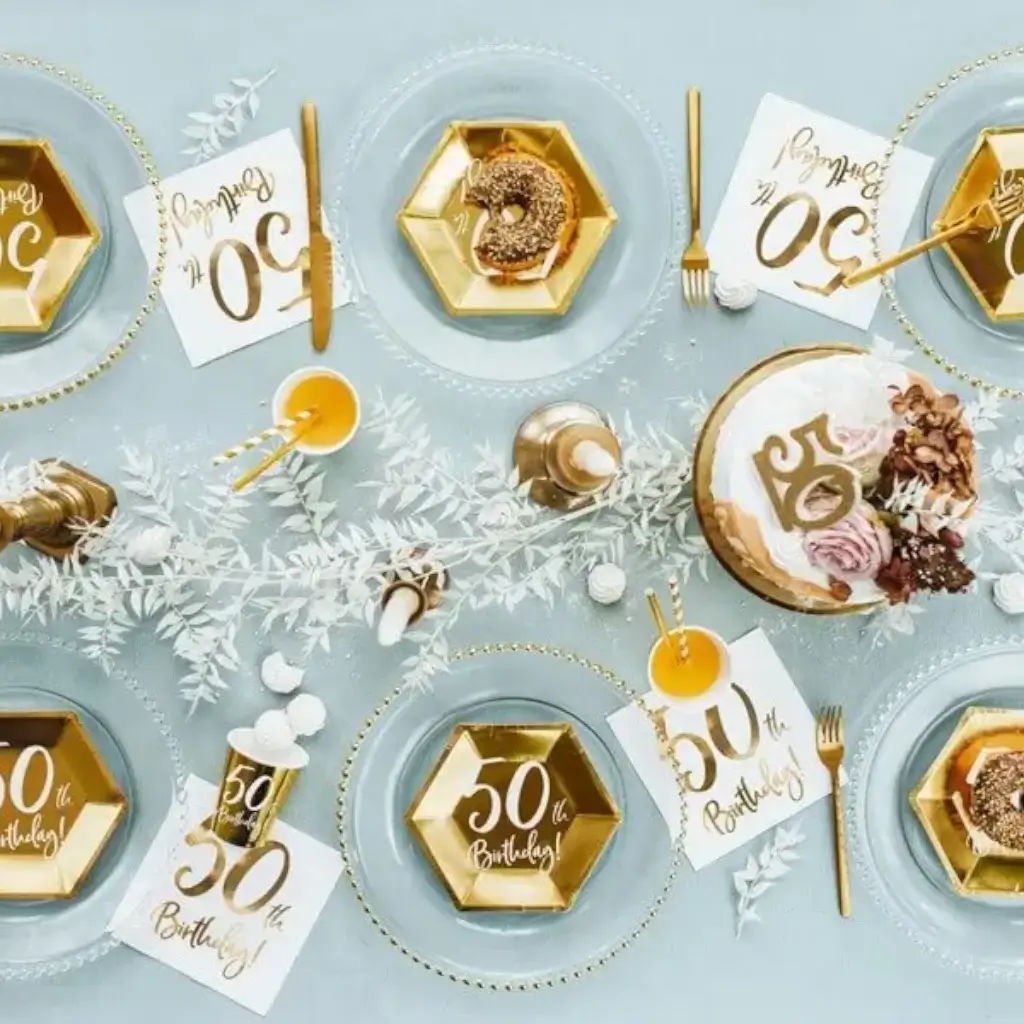 Set di 6 coppe "50 anni" d'oro