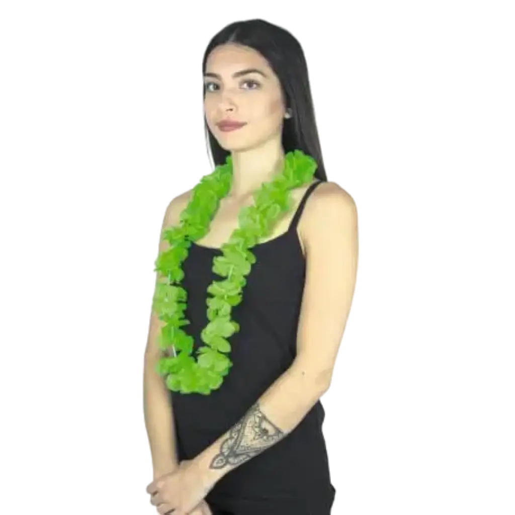 Collana hawaiana con fiori verdi