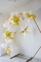 Arco con palloncini d'oro