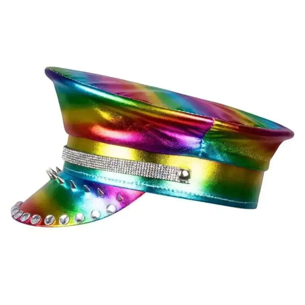 Cappuccio arcobaleno con unghie