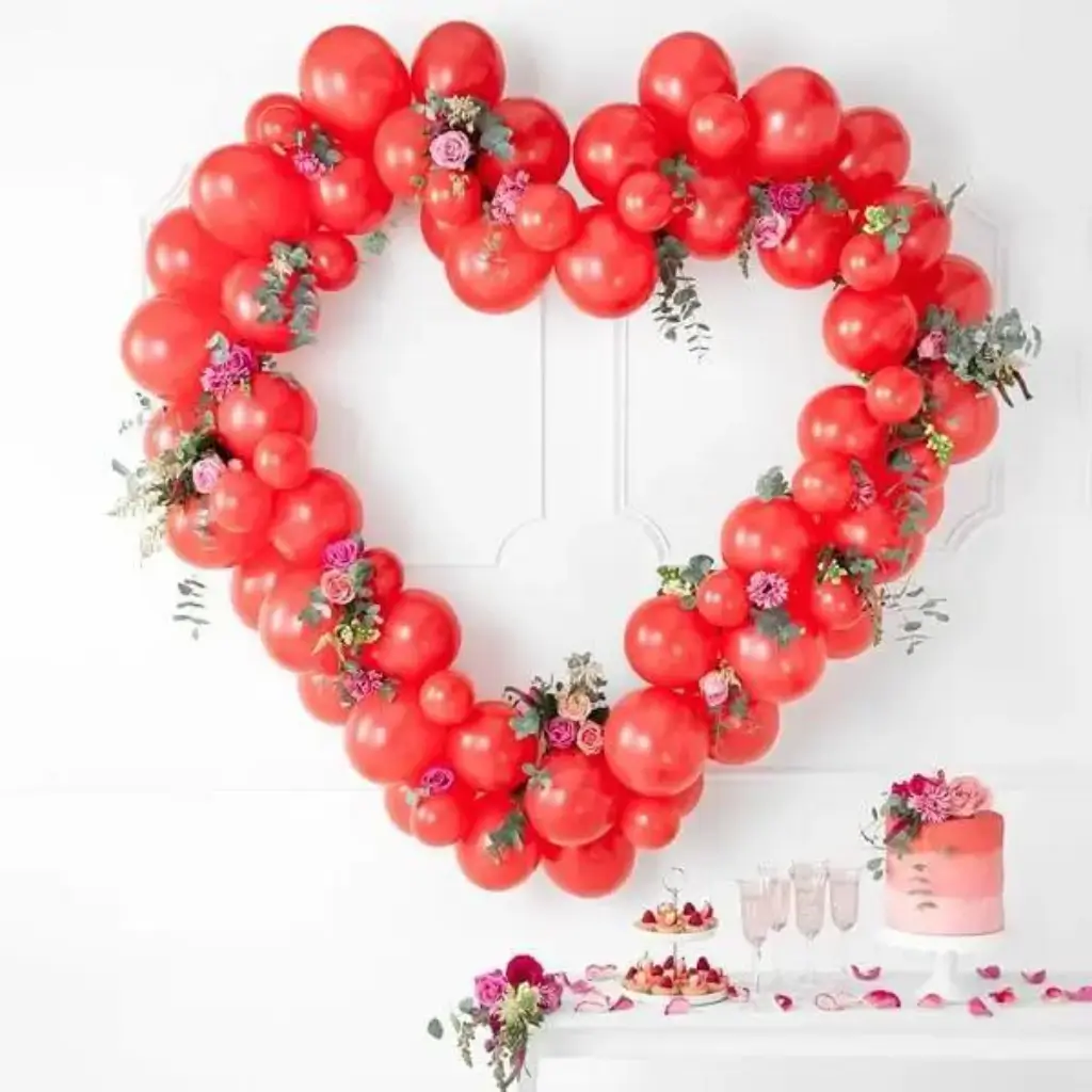 Ghirlanda di Palloncini + Supporto - Cuore Rosso - 160cm