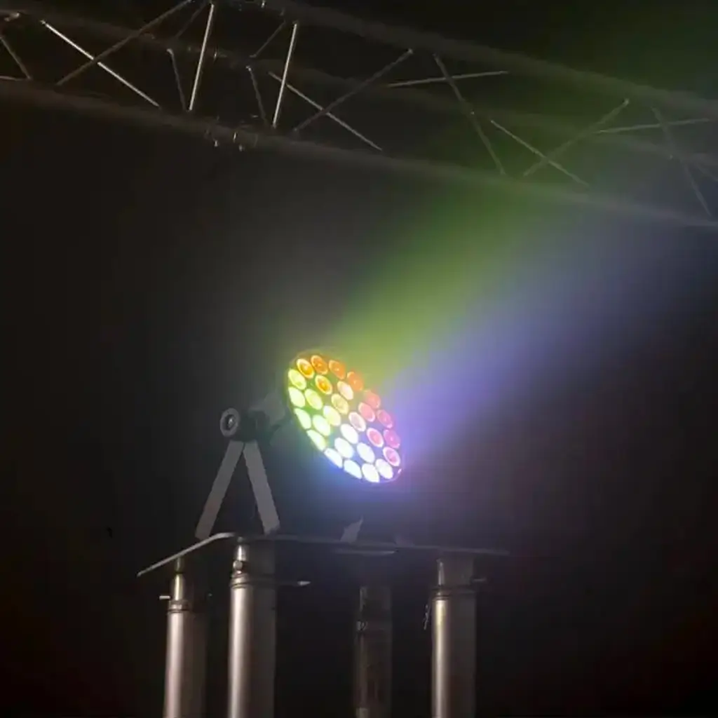 Lampada PAR a LED CLUB-ZOOM2810 con quarto di zoom