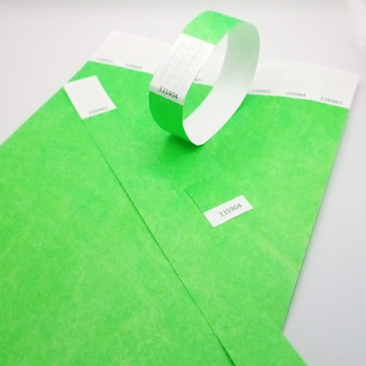 Braccialetto in Tyvek® di carta verde neon senza marcatura