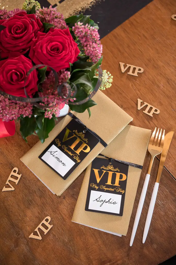 Segnaposto VIP nero e oro - Set di 10