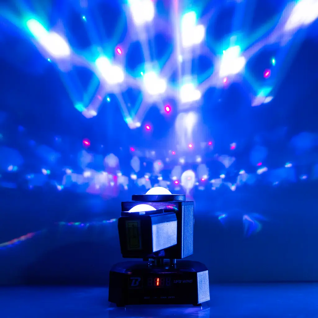 Faretto multiuso da 50 W - UFO Wing BoomTone DJ - LED + LASER + strobo + fasci, controllabile via DMX