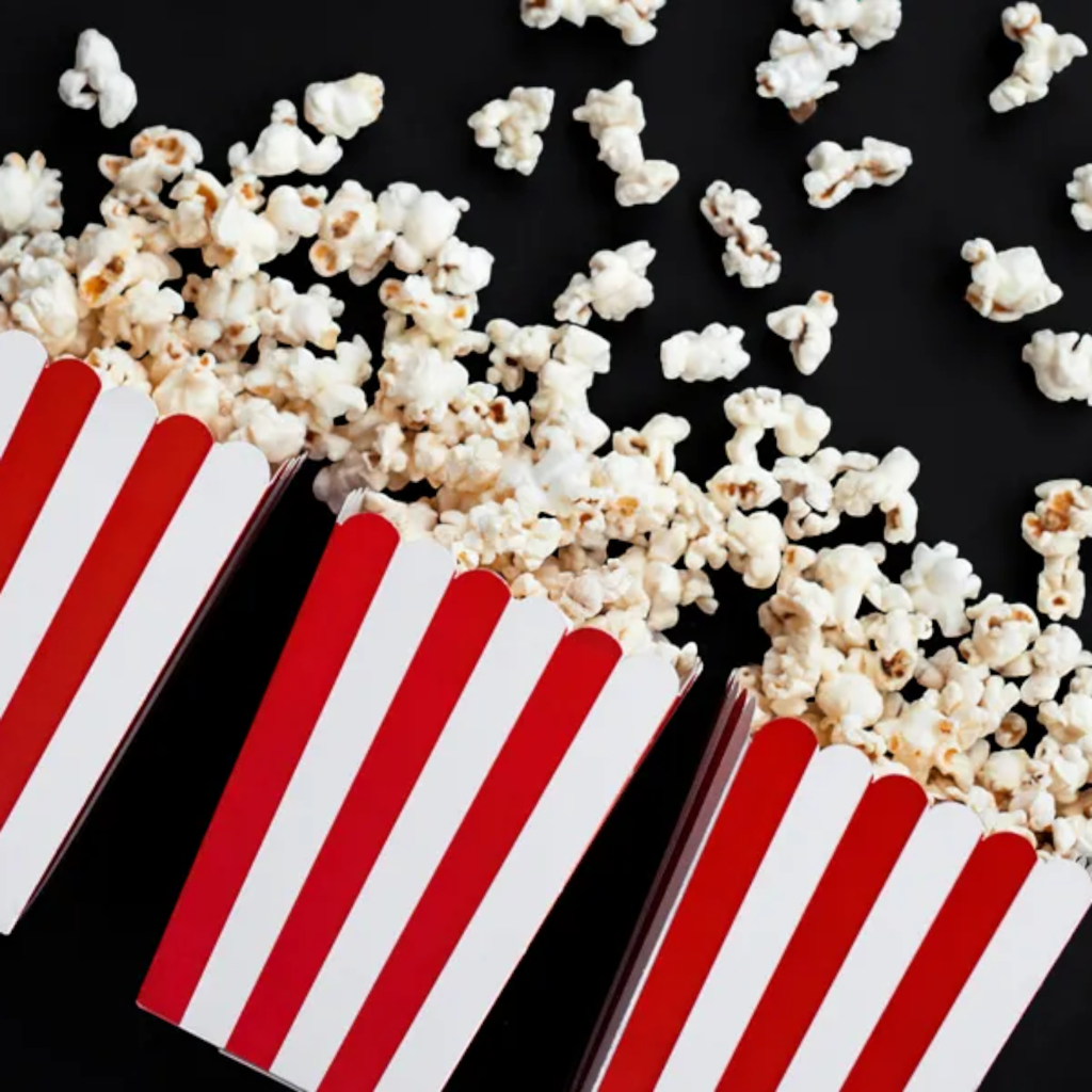 6 scatole di popcorn a strisce bianche e rosse