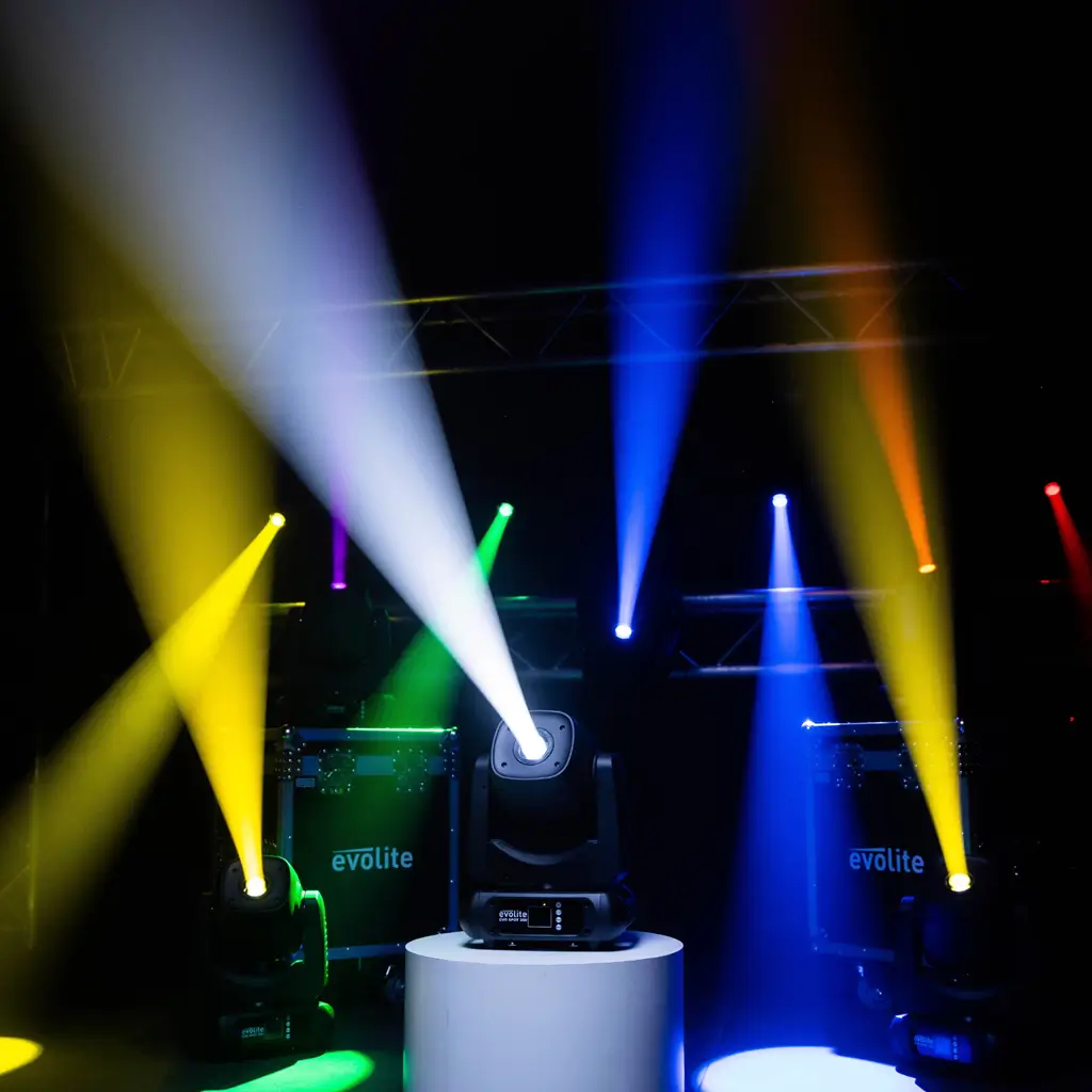Confezione da 2 proiettori Spot LED da 200 W ad alta luminosità con flight case – Evolite